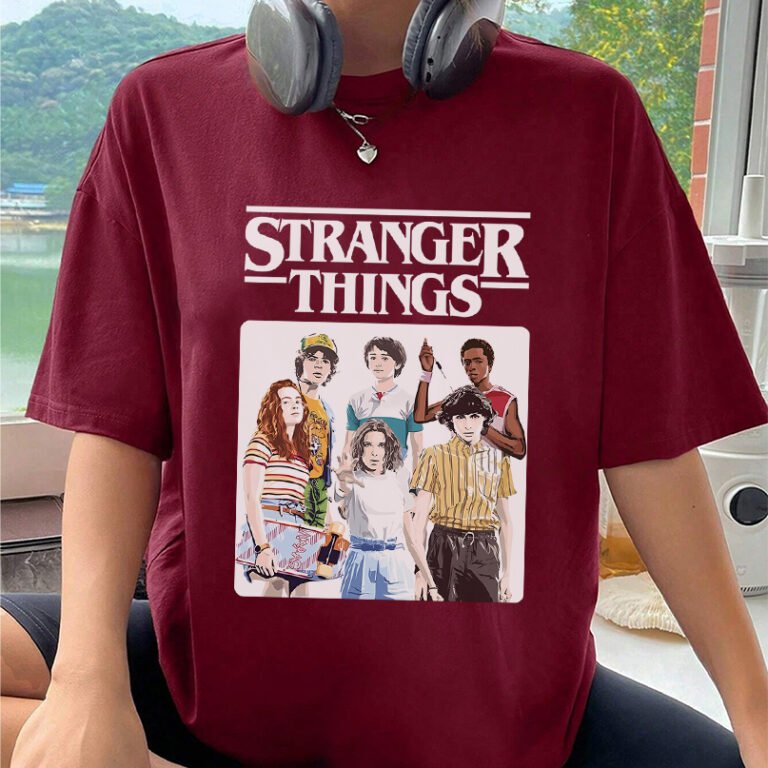 Alternative view of Stranger Things Vintage Eighties Retro Group Shot Title Logo T-Shirt, Sweatshirt, Hoodie