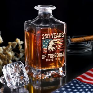Alternative view of 250 Years Of Freedom Since 1776 USA Bald Eagle America Flag Decanter HA75 897374