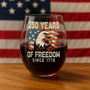 Alternative view of 250 Years Of Freedom Since 1776 USA Bald Eagle America Flag Wine Glass HA75 897378