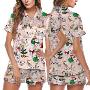 Cute Snoopy Christmas Satin Pajamas Short Set For Women, Adorable Holiday Sleepwear With Tree And Gift Print
