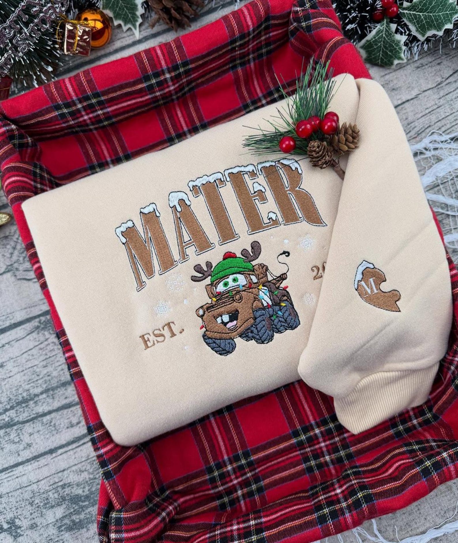 Cars Christmas Embroidered T-Shirt, McQueen Mater Sally Matching Sweatshirt, Cartoon Disney Cars Christmas Embroidery Hoodie - Image 2