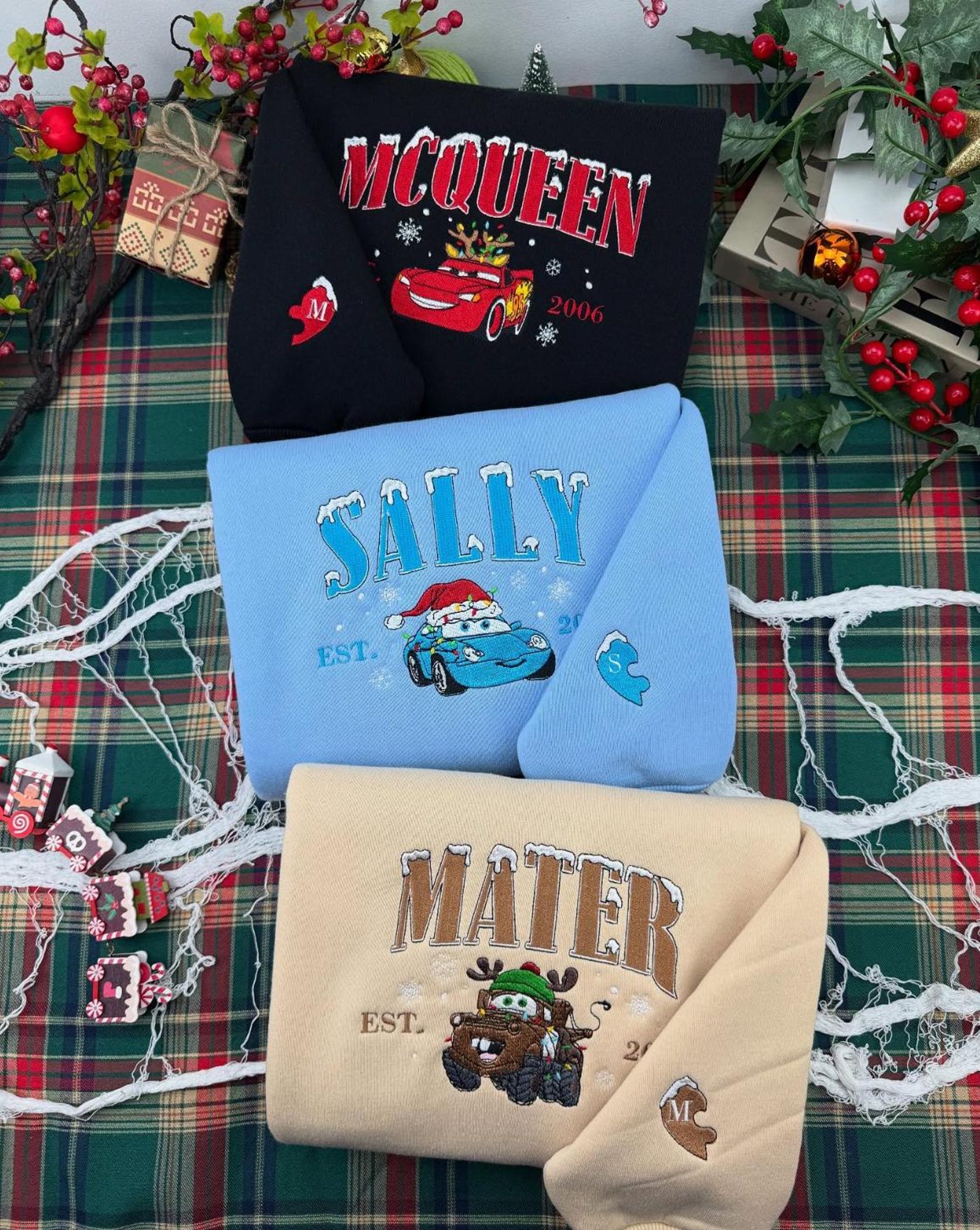Cars Christmas Embroidered T-Shirt, McQueen Mater Sally Matching Sweatshirt, Cartoon Disney Cars Christmas Embroidery Hoodie