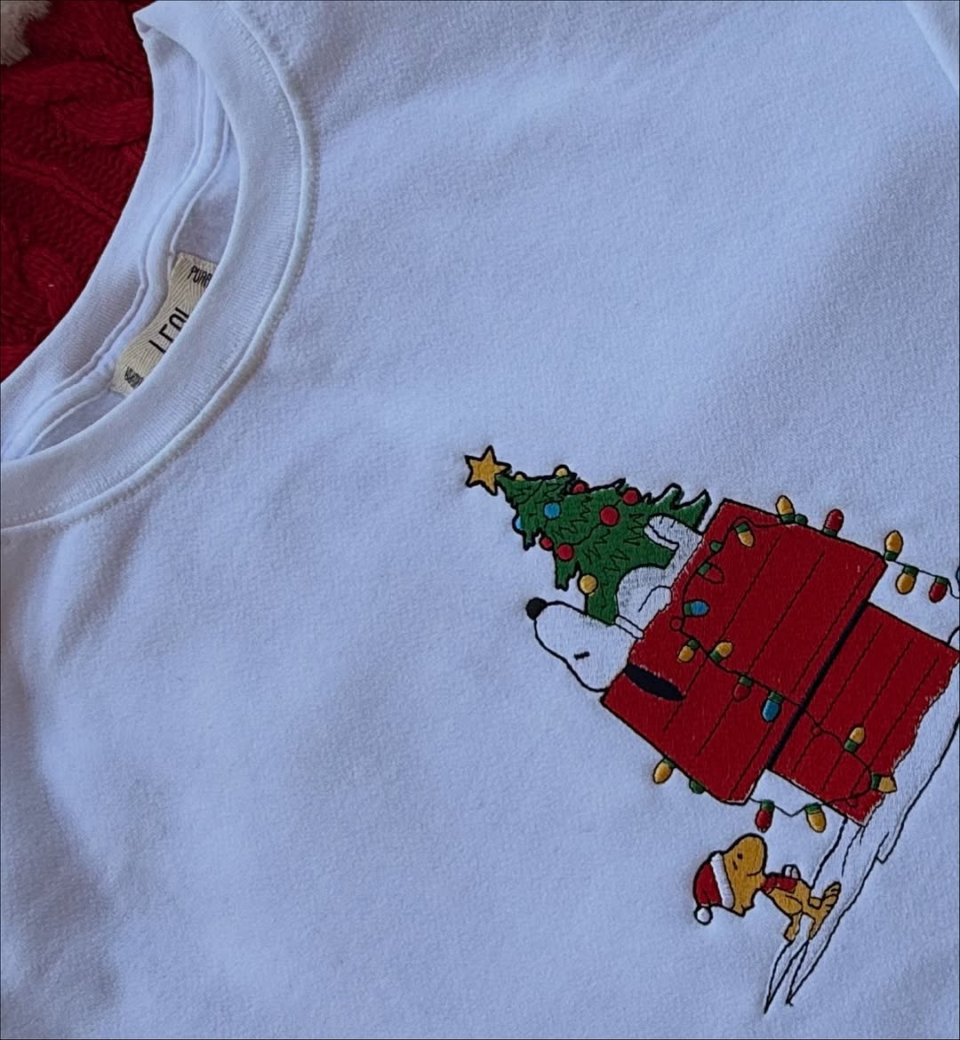 Embroidered Snoopy Sweatshirt, Peanuts Embroidery Crewneck, Embroidered Vintage Snoopy Pullover Hoodie - Image 4