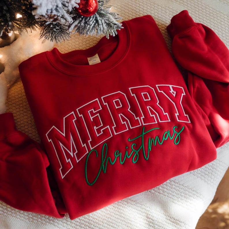 Embroidered Merry Christmas Sweatshirt: Festive Holiday T-Shirt Hoodie - Image 3