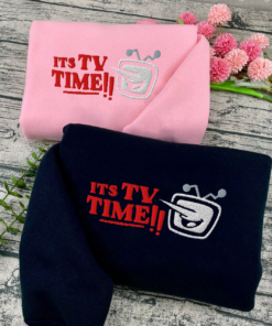 Tenna Deltarune Chapter3 'ITS TV TIME!' Embroidered Sweatshirt