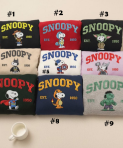 Embroidered Snoopy Sweatshirt – Cute Cartoon Crewneck, Vintage Snoopy Embroidery Pullover, Cozy Gift for Dog & Peanuts Lovers