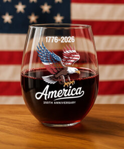 Alternative view of Celebrate 250 Years of America USA Anniversary 1776-2026 Wine Glass