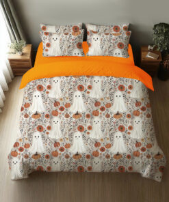 Cute Ghosts And Pumpkins Halloween Four-Piece Bedding Set