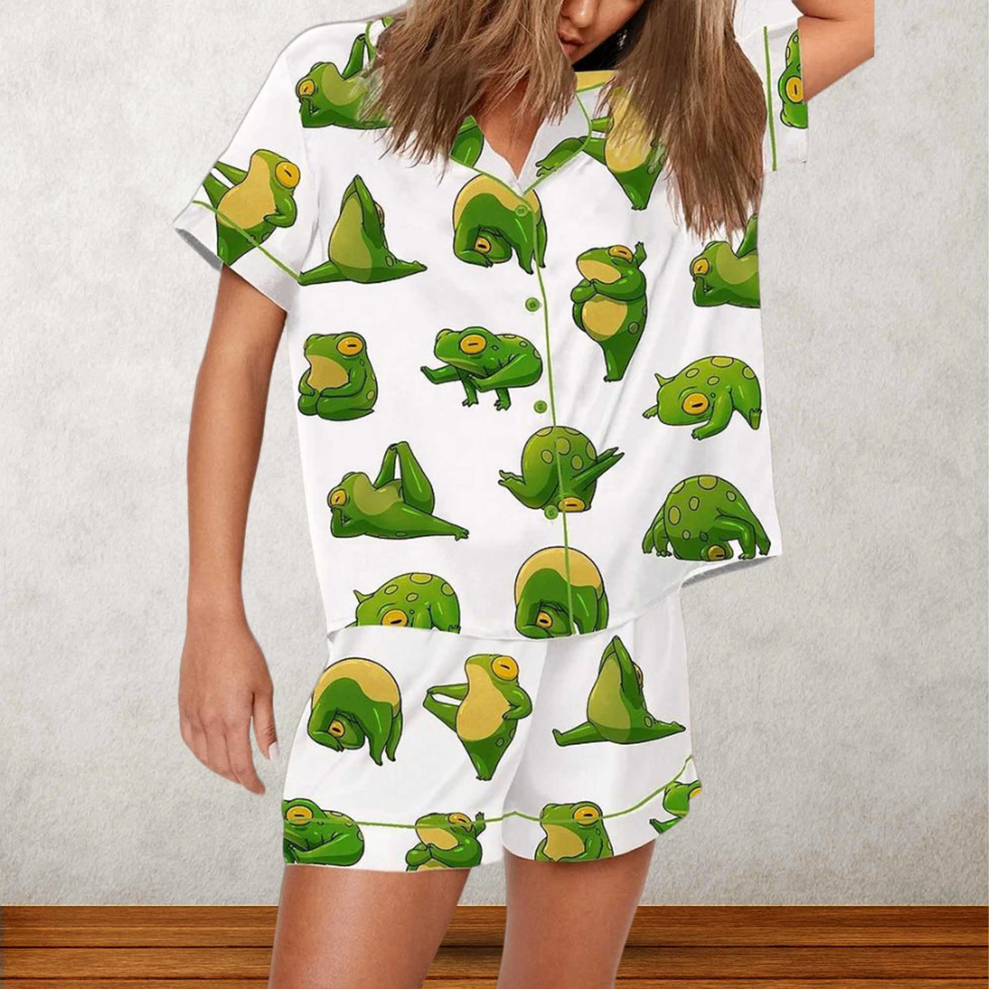 Cute Yoga Frogs Pajama Set For Women - Image 3