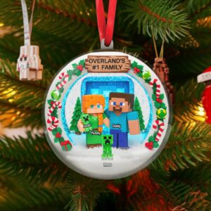 Family Snow Globe Ornament - Personalized Gifts For Family Christmas Ornament 02TGMG120825