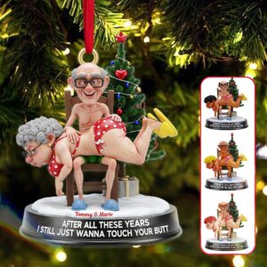 Alternative view of Funny Old Couple Ornament - Personalized Gift For Couple Christmas Ornament 02NAMG250925