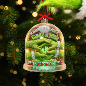 Alternative view of Green Family Ornament - Personalized Gifts For Family 04tgta220825