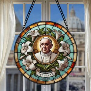 Honoring Pope Francis – Stained Glass Tribute 03HULU230425