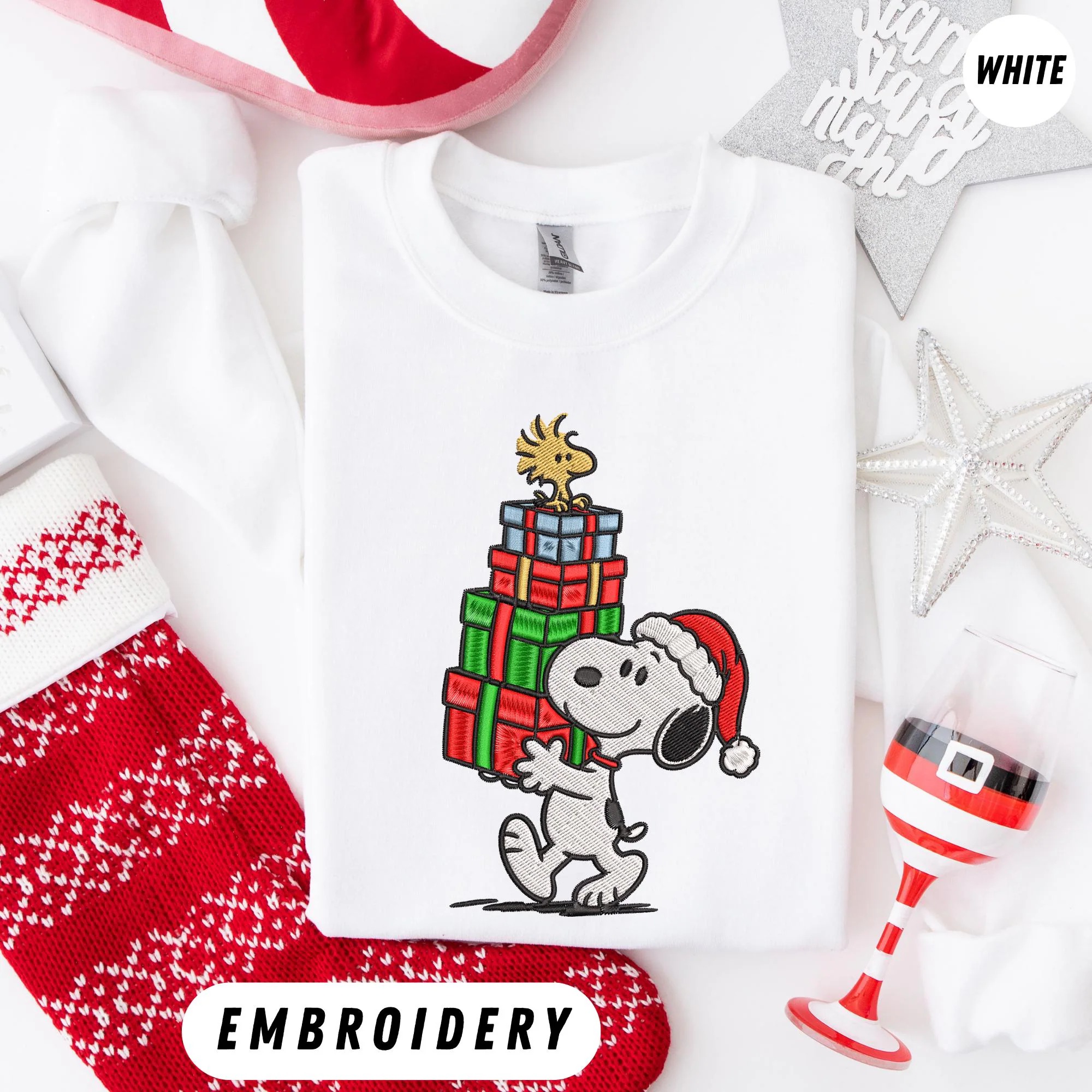 Embroidered Snoopy Christmas Sweatshirt: Holiday Festive Style