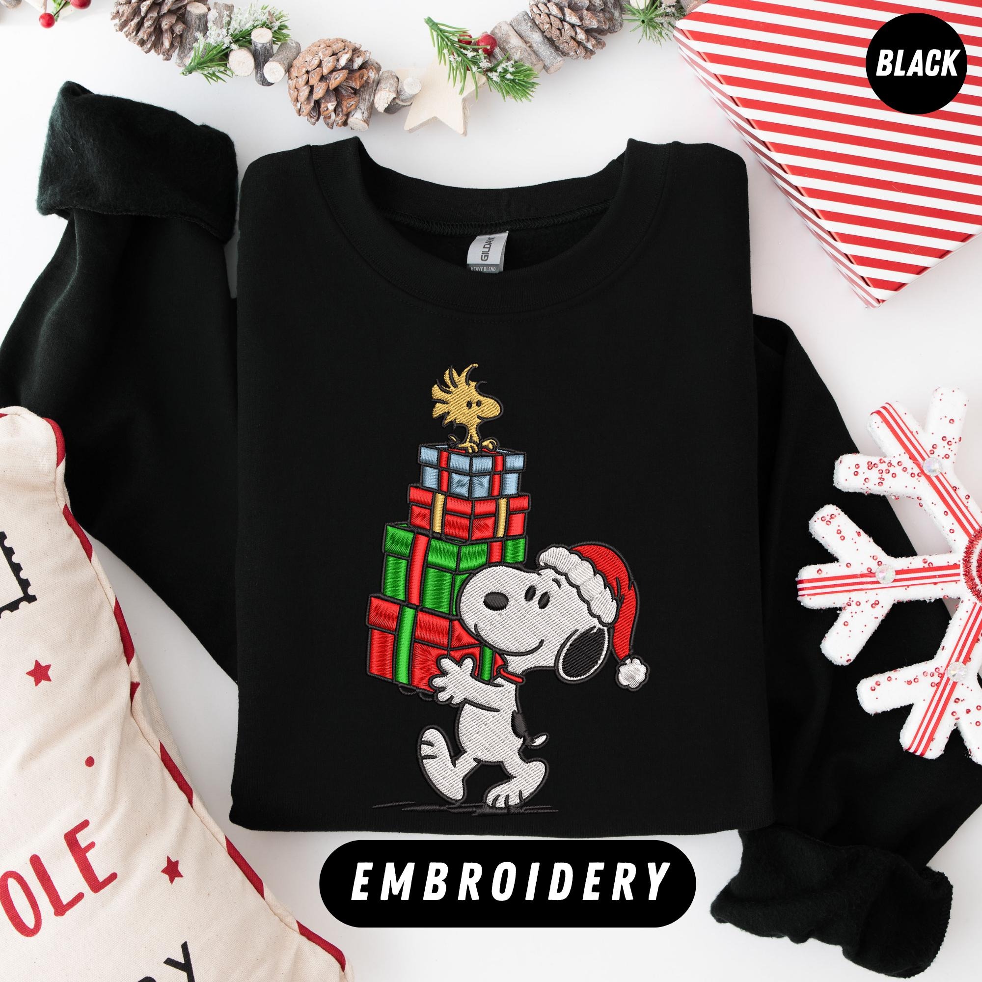 Embroidered Snoopy Christmas Sweatshirt: Holiday Festive Style - Image 6