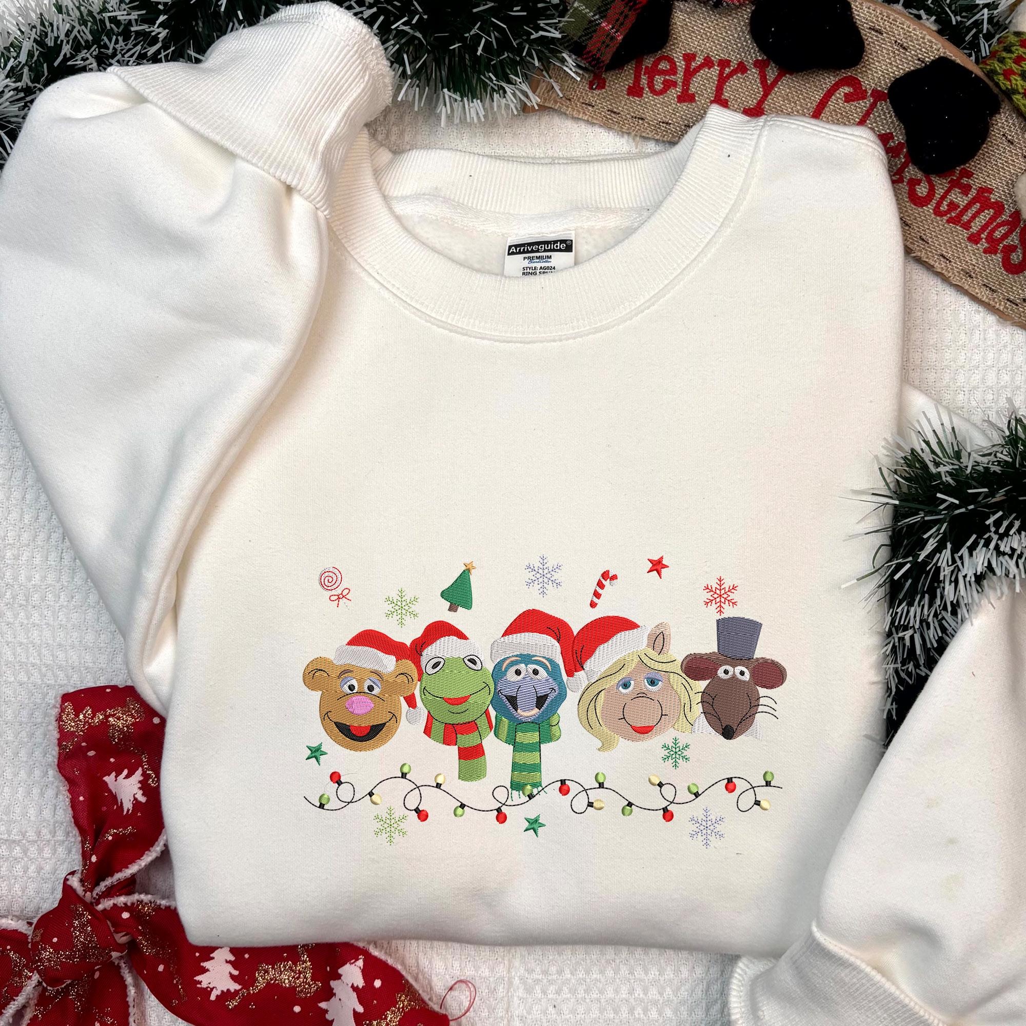 Christmas Magical Land Trip Sweatshirt, Muppets Friend Sweaters, Santa Piggy Christmas Sweatshirt, Christmas Gift - Image 5