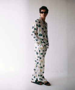 Alternative view of Leslie Bibb Kate The White Lotus Wine Print Pajamas