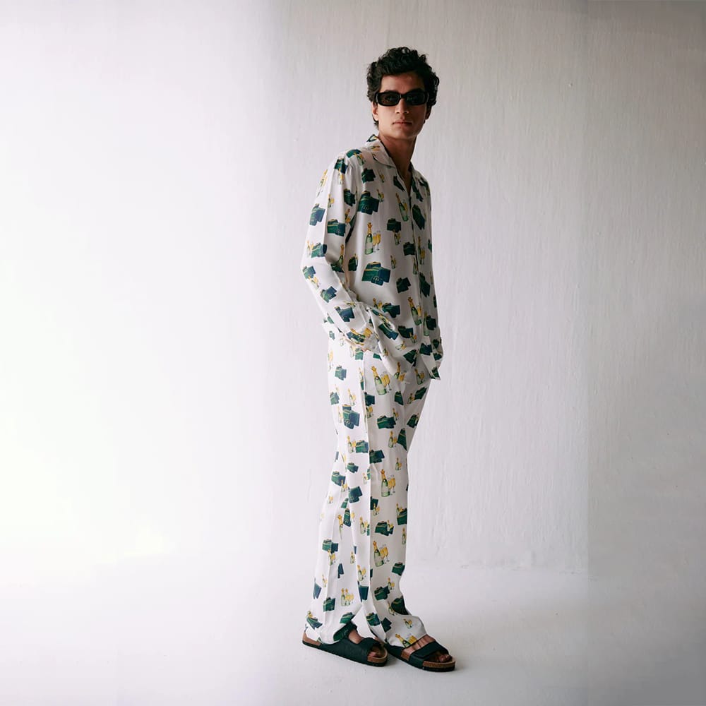 Alternative view of Leslie Bibb Kate The White Lotus Wine Print Pajamas