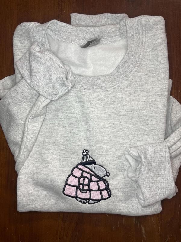 Random Snoopyy Winter Puffer Jacket Embroidered Sweatshirt - Image 4