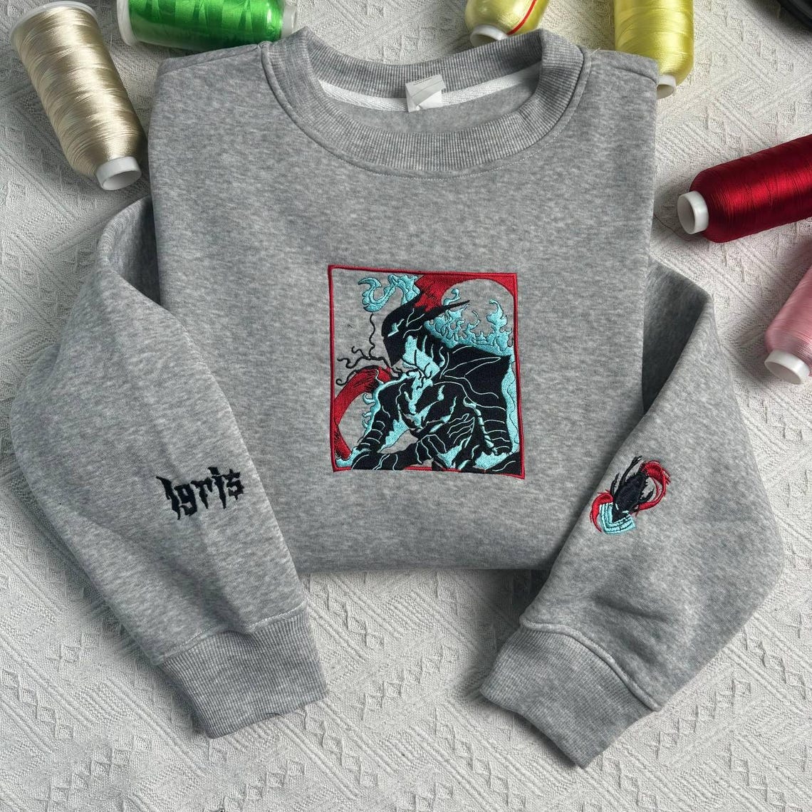 Solo Leveling Embroidered Sweatshirt, Igris Solo Leveling Hoodie, Anime Shirt, Gifts for Anime Lovers - Image 2