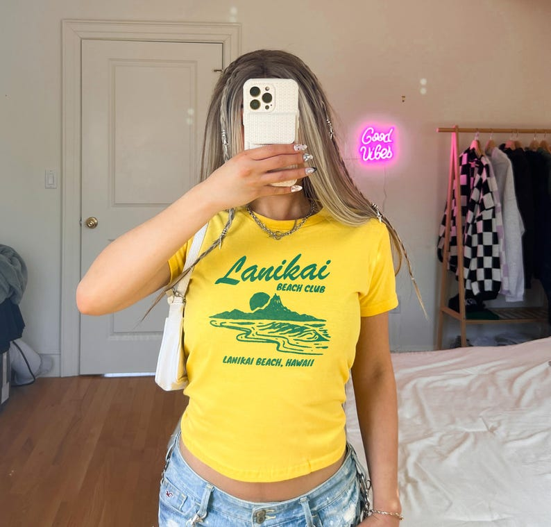 Lanikai Beach Club Crotop, Y2K Shirt, Retro Hawaii Coconut Girl Top, Summer Crop Top - Image 4