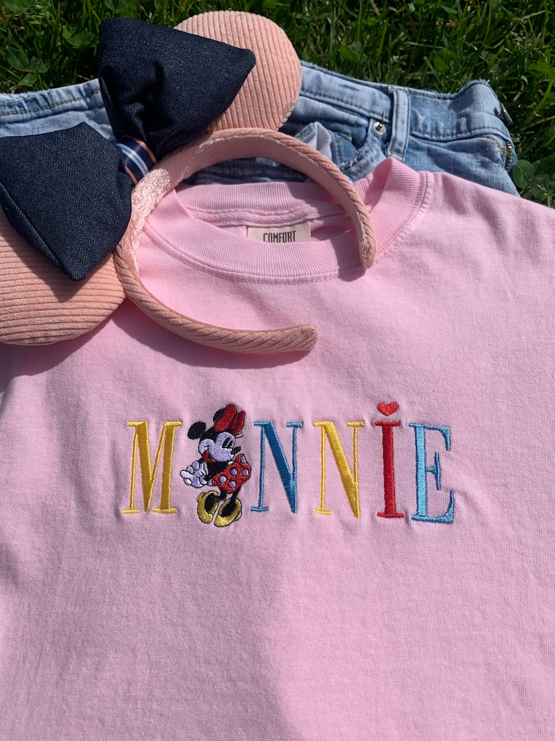 Vintage Minnie Embroidered tee