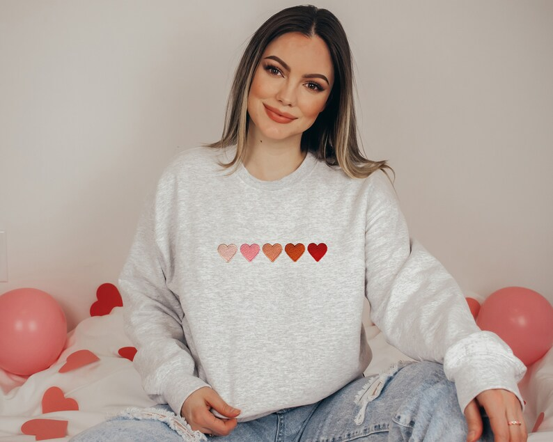 Embroidered Valentine Heart Sweatshirt, Vintage Valentine, Valentine Pullover, Valentine's Sweatshirt - Image 2