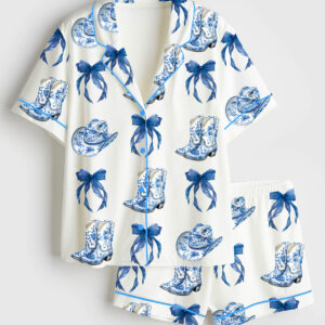 Women's Blue Chinoiserie Cowgirl Blue Toile Bow & Boots Blue And White Western Short Sleeve Satin Pajama Set