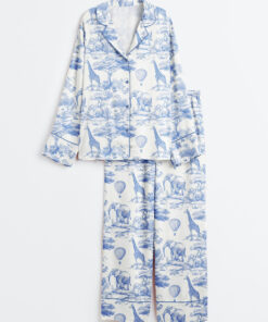 Women's Blue Chinoiserie Toile De Jouy Safari Elephant And Deer Print Long Sleeve Satin Pajama Set