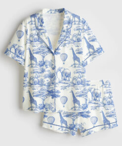 Women's Blue Chinoiserie Toile De Jouy Safari Elephant And Deer Print Short Sleeve Satin Pajama Set