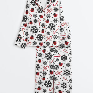 Women's Candy Snow Snowflake Winter Christmas Coffee Long Sleeve Satin Pajama Set