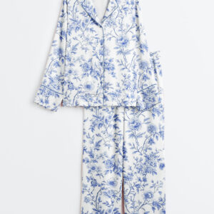 Women's Chinoiserie Toile de Jouy Light Blue & White Floral Print Long Sleeve Satin Pajama Set