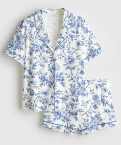 Women's Chinoiserie Toile de Jouy Light Blue & White Floral Print Short Sleeve Satin Pajama Set