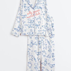 Women's Cute Auntie Silly Goose Auntie Pregnancy Announcement Long Sleeve Satin Pajama Set