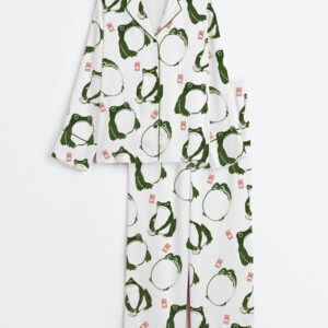 Women's Japanese Matsumoto Frog And Toad Long Sleeve Satin Pajama Set