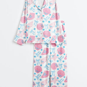 Womenâ€™s Pink Seashells Scallops Coquette Bow Pastel Coastal Beach Long Sleeve Satin Pajama Set
