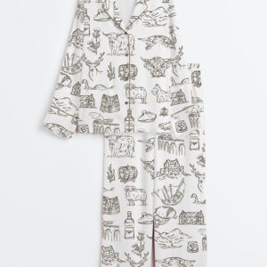 Womenâ€™s Scotland Whimsical Style Scottish Highlands Whisky Castles And Love On The Moors Long Sleeve Satin Pajama Set