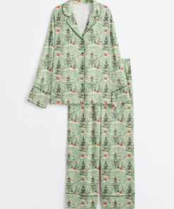 Women's Vintage Christmas Holiday Green Snow Antique Long Sleeve Satin Pajama Set