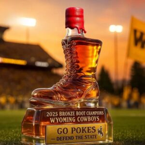 Alternative view of 2025 Wyoming Cowboys Bronze Boot Champions Edition Whisky Bottle