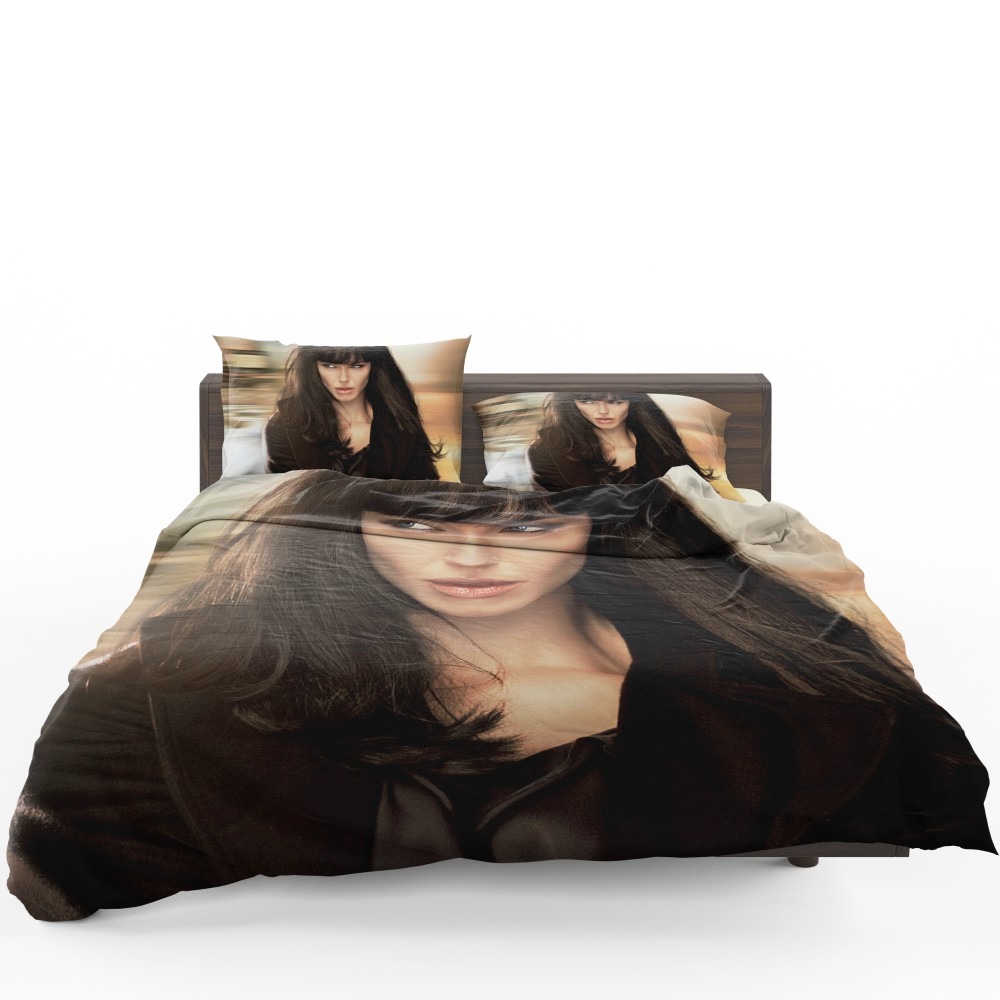 Angelina Jolie In Salt Movie 2010 Bedding Set - Custom Bedding Set