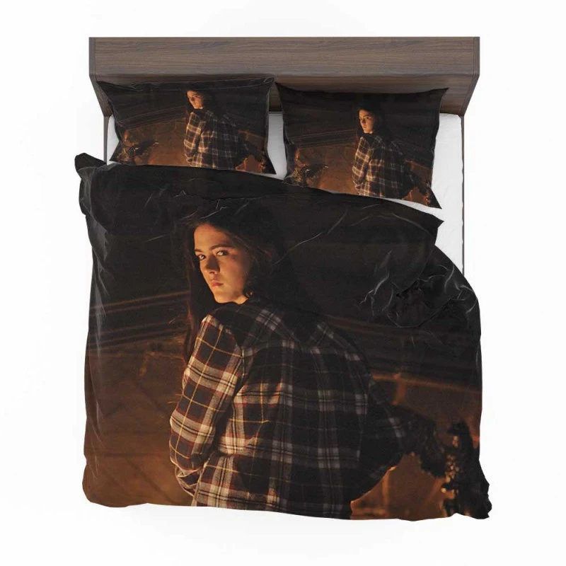 Alternative view of Cell Movie Actress Isabelle Fuhrman Bedding Set - Custom Bedding Set
