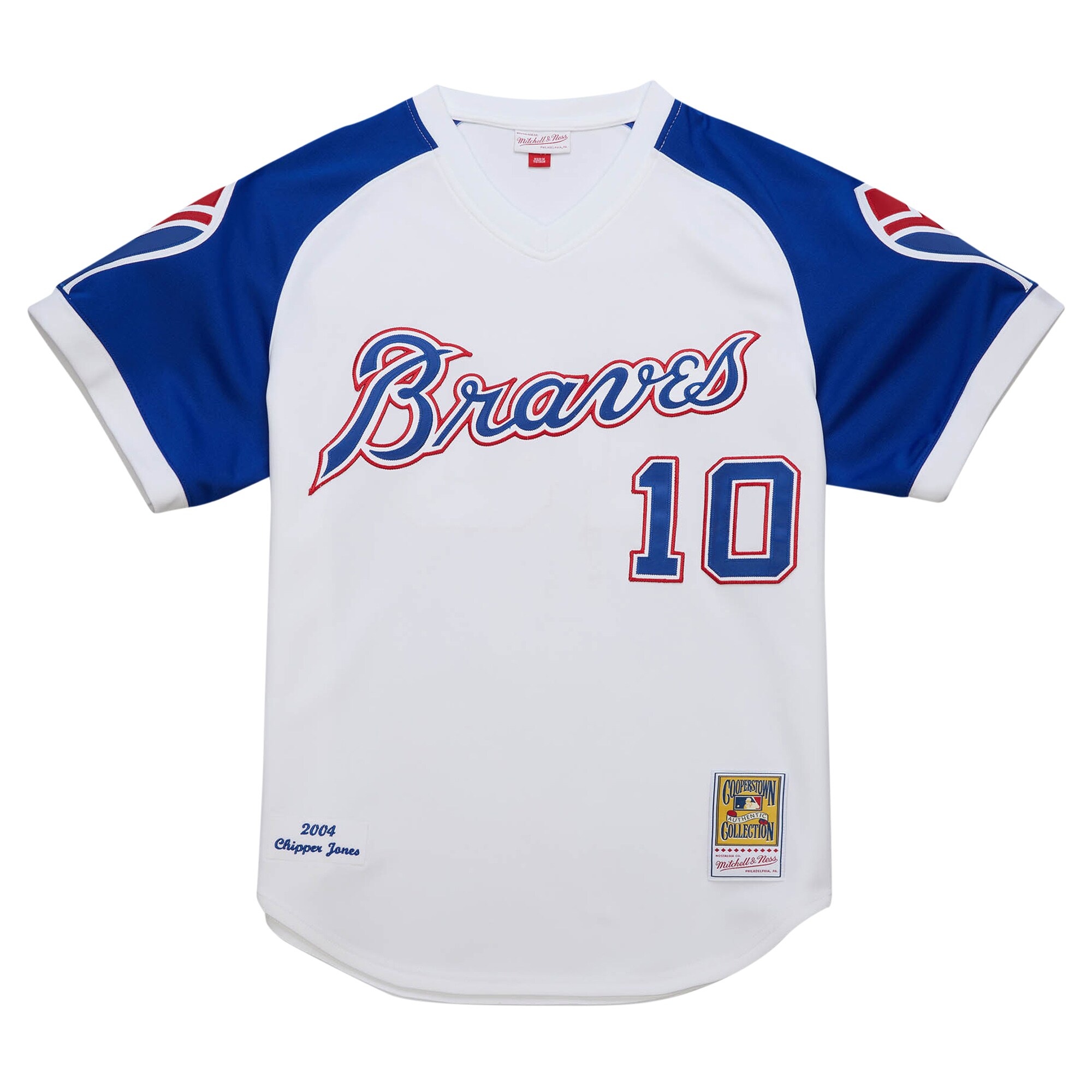 Alternative view of Chipper Jones Atlanta Braves Mitchell & Ness 2004 Cooperstown Collection Authentic Throwback Baseball Jersey - White