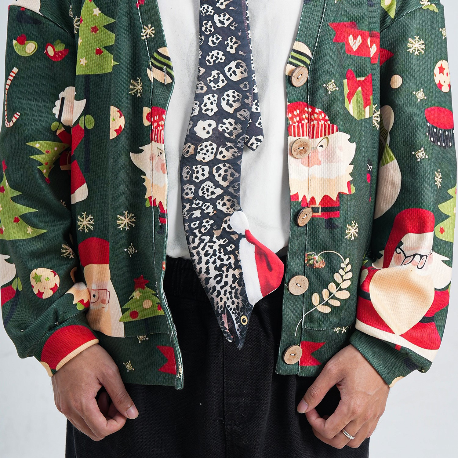 Christmas Novelty Spotted Eel Tie - Animals Shape Necktie - Funny Holiday Gift for Men - Image 3