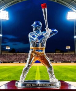 The “Two-Way Champion” Figurine Whiskey Bottles