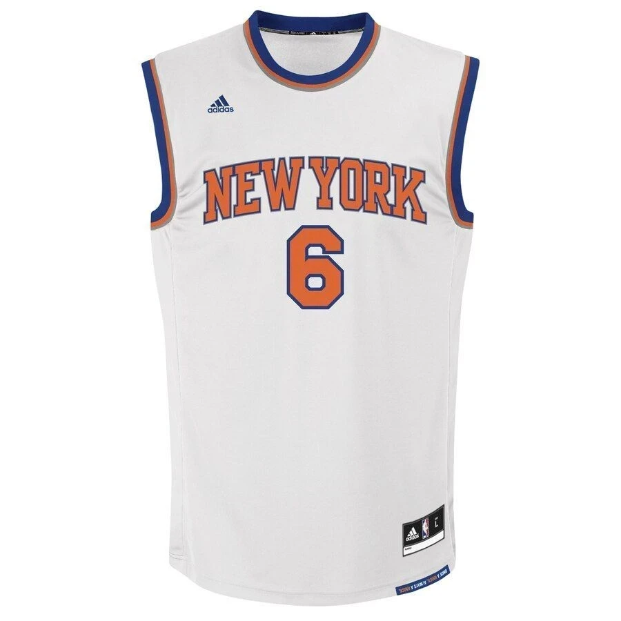 Alternative view of Kristaps Porzingis New York Knicks Basketball Jersey - White - JS514 