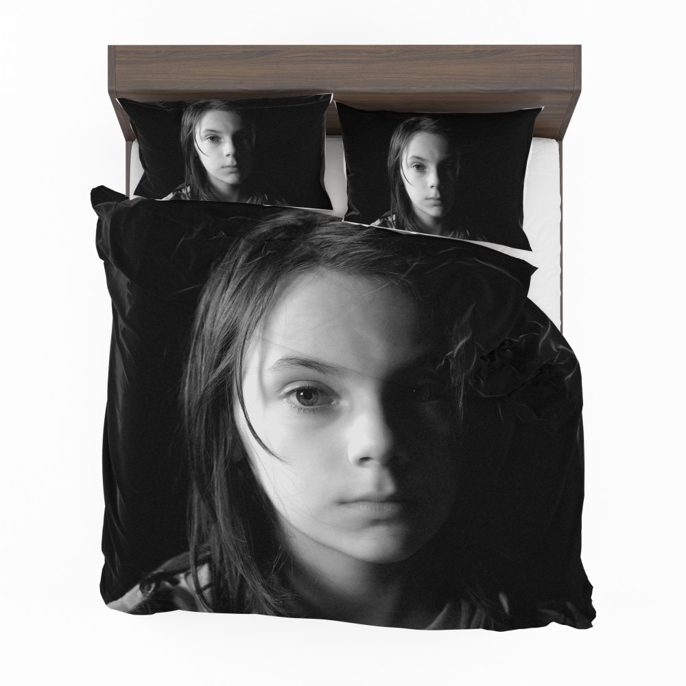Alternative view of Logan Movie Dafne Keen Laura Kinney X-23 Bedding Set - Custom Bedding Set