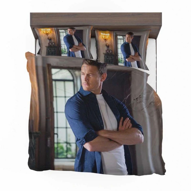 Alternative view of Love In The Villa Movie Tom Hopper Bedding Set - Custom Bedding Set