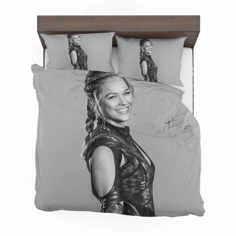 Alternative view of Luna Ronda Rousey In The Expendables 3 Movie Bedding Set - Custom Bedding Set