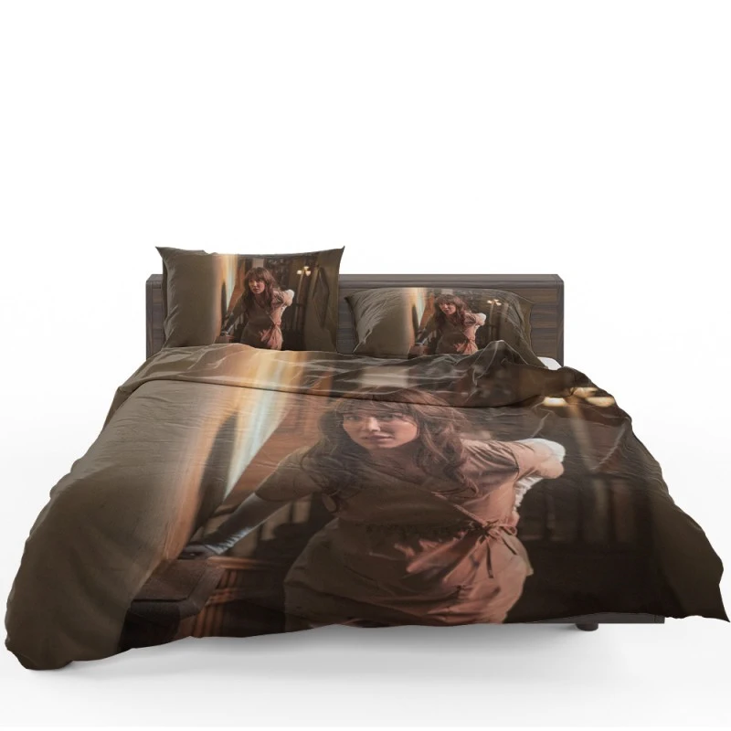 Malignant Movie Annabelle Wallis Bedding Set - Custom Bedding Set