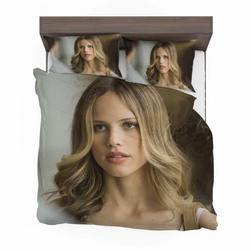 Alternative view of Paper Towns Movie Halston Sage Bedding Set - Custom Bedding Set